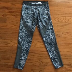 Nike Pro mesh leggings